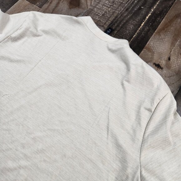 Mens Adidas size 2XL Beige Houndstooth Collarless Golf Polo Shirt - Picture 7 of 9